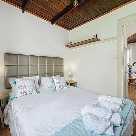 Casinha Da Achada By Atlantic Casa de Férias